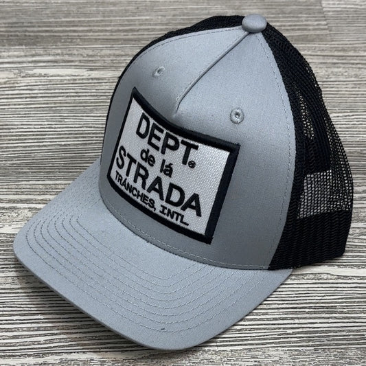 Planet Of The Grapes- Strada trucker hat (gray)